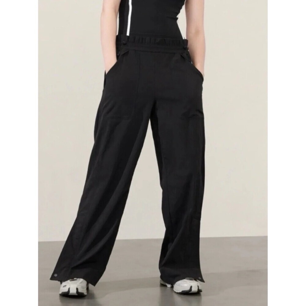 Athleta High Rise Trekkie Parachute Pant Size 10 Black Hiking Trail Ripstop